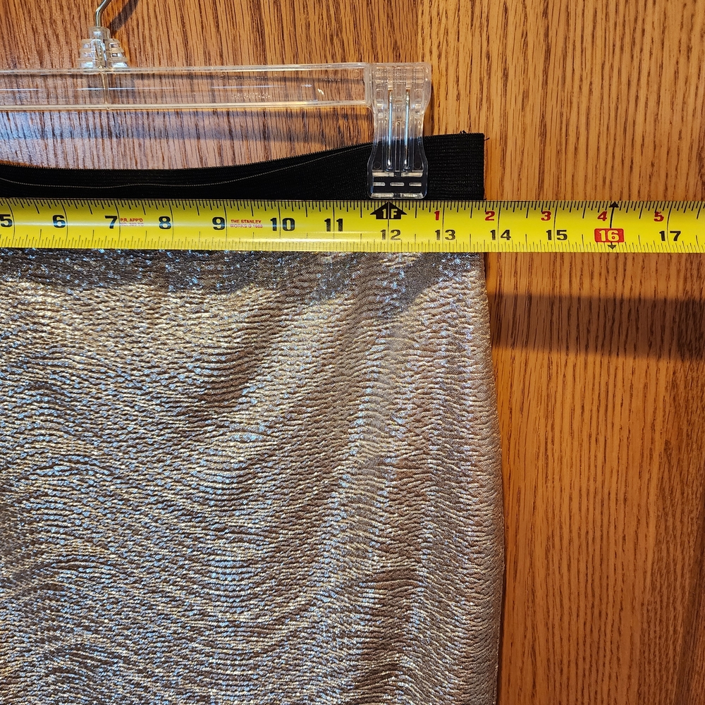 Forever 21 Black and Gold Pencil Skirt size M - Picture 6 of 6